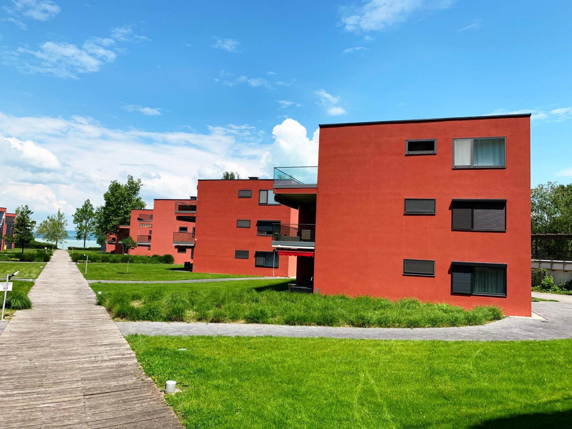 Bavaria Club Apartman Балатонлелле Экстерьер фото