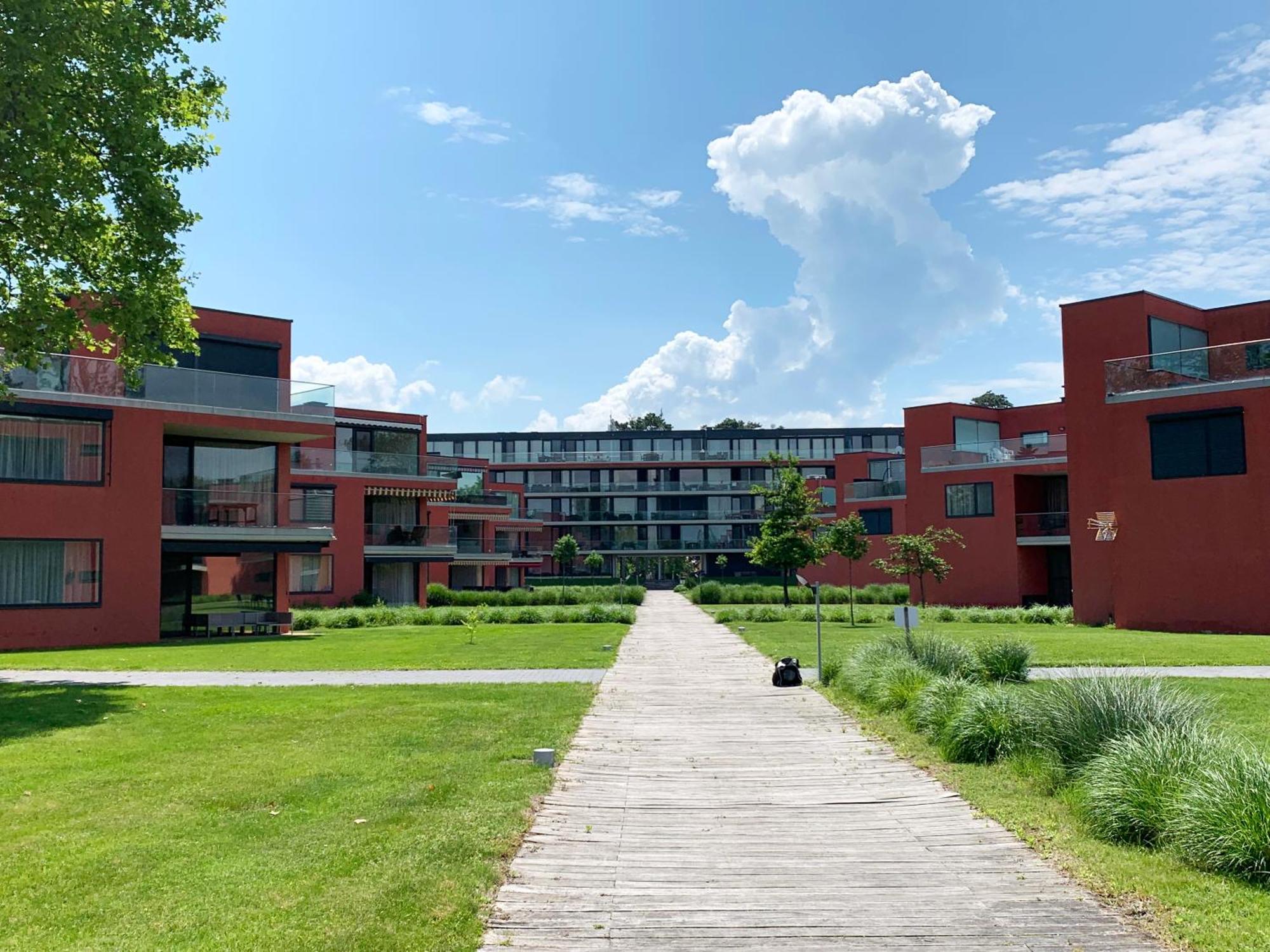 Bavaria Club Apartman Балатонлелле Экстерьер фото